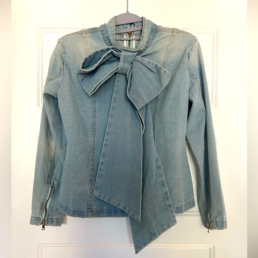 Denim bow top
